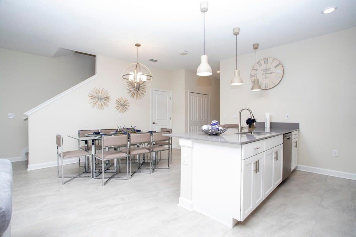 Stunning 5 Bd W/ Pool Close To Disney 8955 키시미 외부 사진